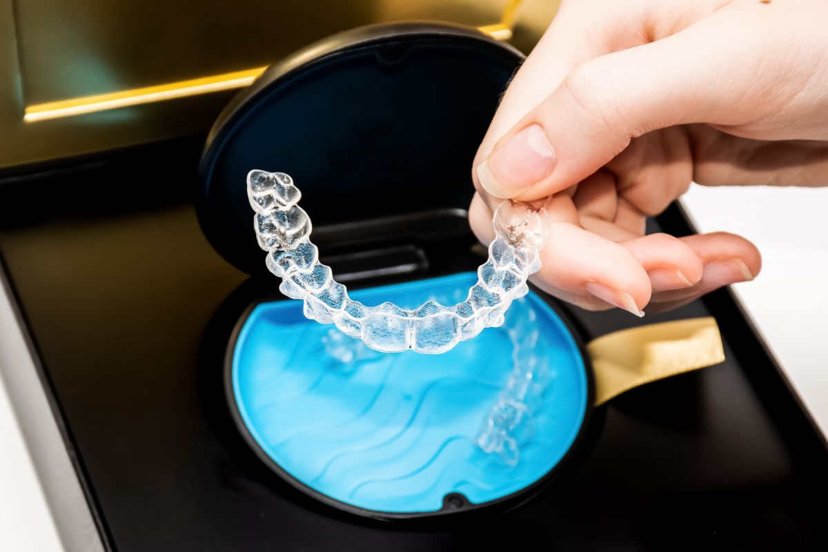 Sleeping With Invisalign: Tips To Adjust And Sleep Comfortably With Aligners