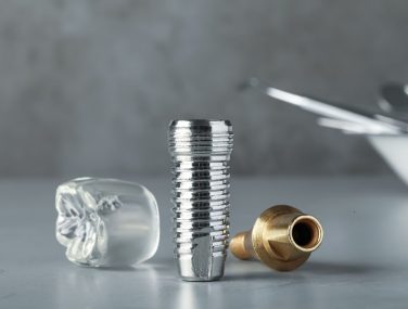 How to Maintain Dental Implants: Tips to Detect and Prevent Complications