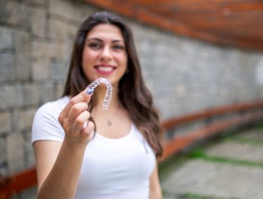 How to Maintain Oral Hygiene During Invisalign® Treatment