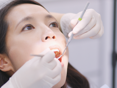 Can You Get Cosmetic Dentistry if You Have Sensitive Teeth?