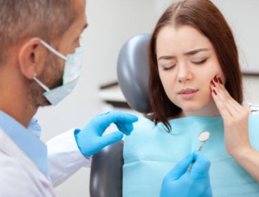 Smile-Saving Tips: What You Should Do During a Dental Emergency