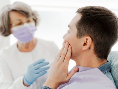 Is a Loose Dental Implant an Emergency? Signs You Should Never Ignore  